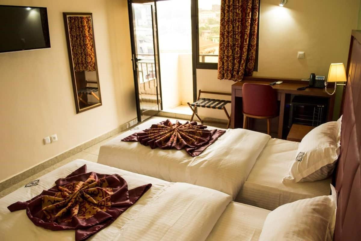 Yaoundé Hotel Jouvence International מראה חיצוני תמונה